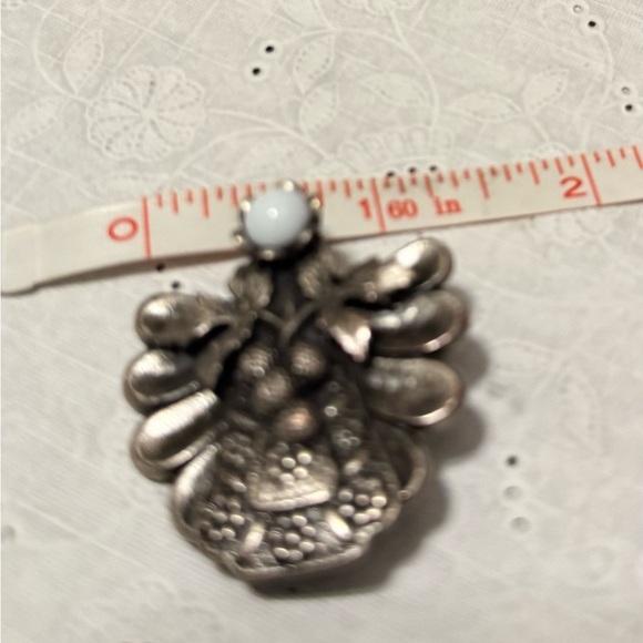 Signed Jane Angel Brooch Pin Silver Tone Leaf Design Jewelry. Vintage. - Picture 5 of 6